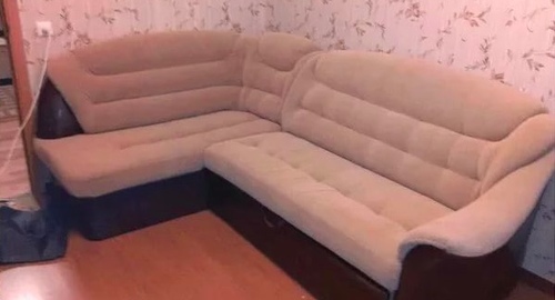 Перетяжка углового дивана. Солнечногорск